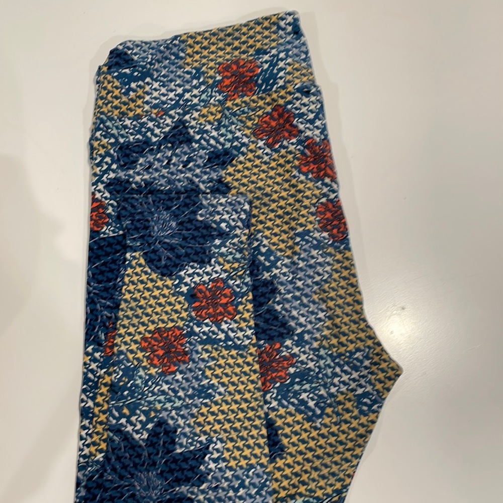 Lularoe leggings